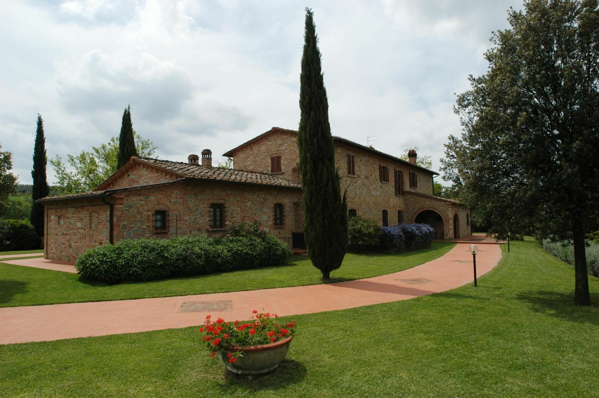 Podere Fignano, Holiday Home - Apartments Fully Renovated 2024 몬타이오네 외부 사진